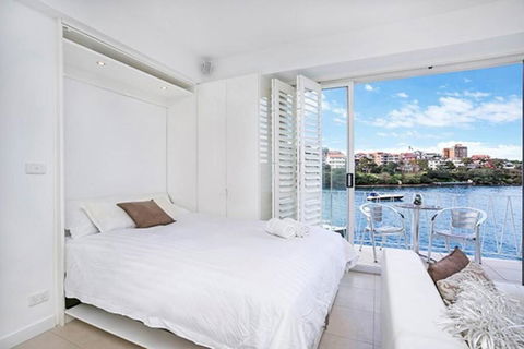 BADEN - Absolute Water Front Sydney Harbour Studio - ACT Tourism 3