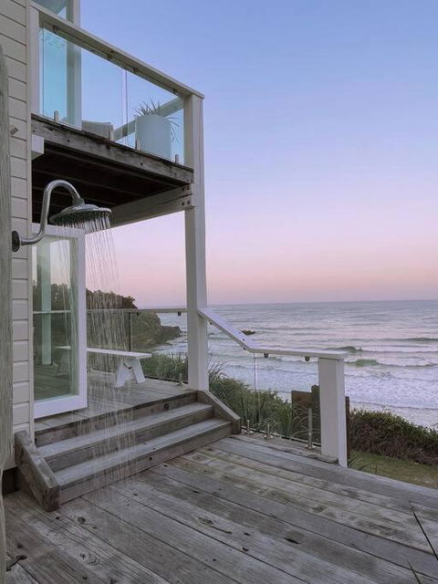BAY PROPERTIES . Beach House Studio - ACT Tourism 0