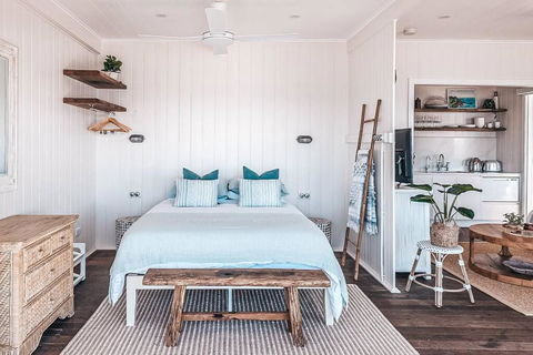 BAY PROPERTIES . Beach House Studio - ACT Tourism 4