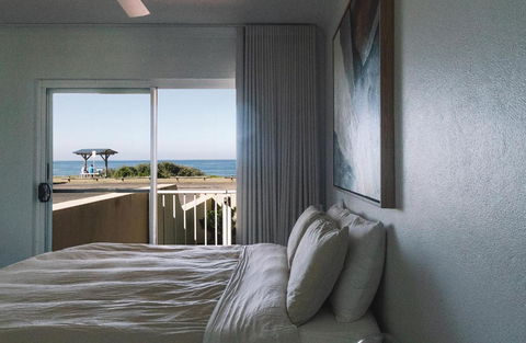 BAY PROPERTIES . Ocean Sounds - ACT Tourism 4