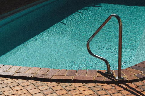 BAY PROPERTIES . Ocean Sounds - ACT Tourism 2