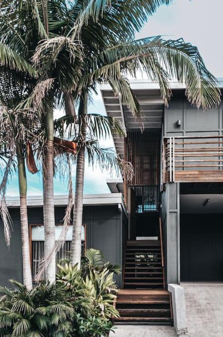 BAY PROPERTIES . The Big Chill - ACT Tourism 2