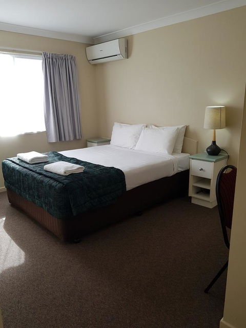 Southport Motel & Apartments - ACT Tourism 13
