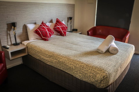Emerald Park Motel - ACT Tourism 7