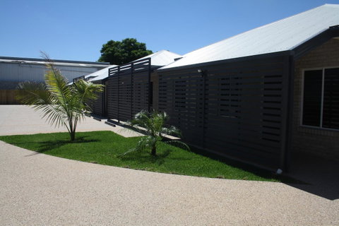 Emerald Park Motel - ACT Tourism 14