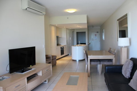 Blue C Coolangatta - ACT Tourism 27