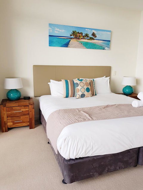 Blue C Coolangatta - ACT Tourism 7