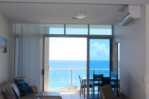 Blue C Coolangatta - ACT Tourism 30