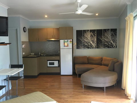 Whitsunday Waterfront Apartments - ACT Tourism 17