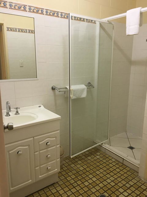 Whitsunday Waterfront Apartments - ACT Tourism 29