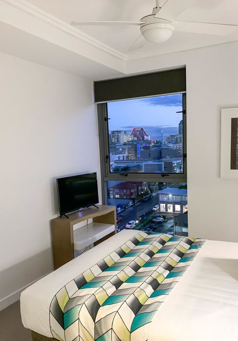 M&A Apartments - ACT Tourism 21