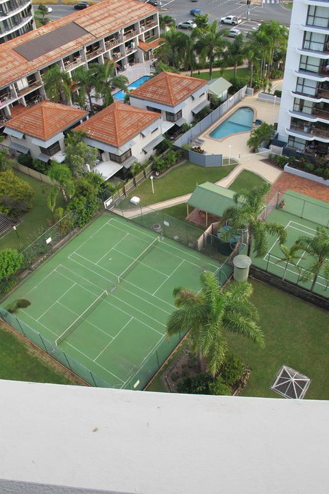 Pacific Regis Beachfront Holiday Apartments - ACT Tourism 6