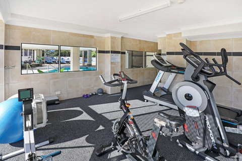 Pacific Regis Beachfront Holiday Apartments - ACT Tourism 8