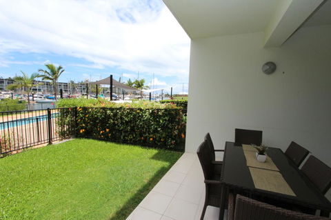 Beachside Apartment 5 - ACT Tourism 13