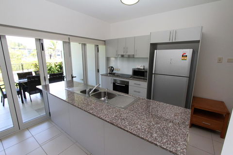 Beachside Apartment 5 - ACT Tourism 12