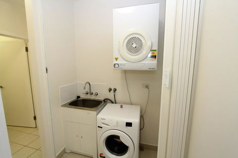 Beachside Apartment 5 - ACT Tourism 8