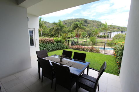 Beachside Apartment 5 - ACT Tourism 14