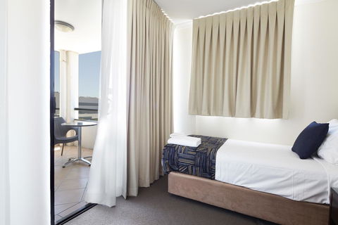 West End Central Apartments - ACT Tourism 12