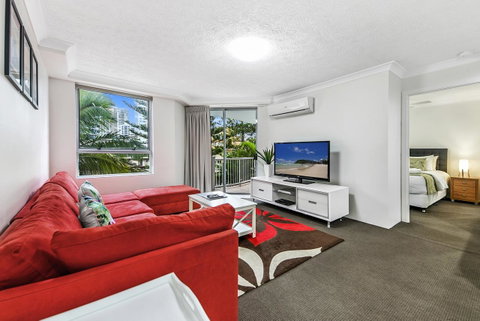 The Ritz Resort Heated Pool - ACT Tourism 7