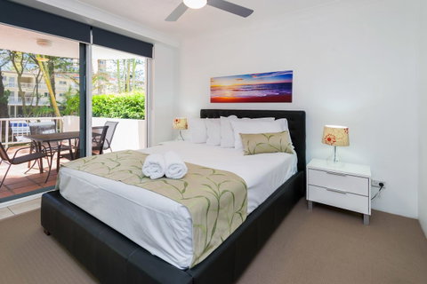 The Ritz Resort Heated Pool - ACT Tourism 8