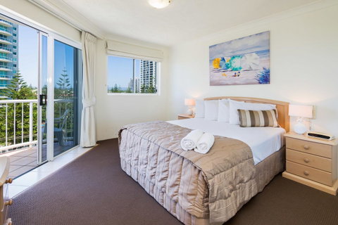 The Ritz Resort Heated Pool - ACT Tourism 26