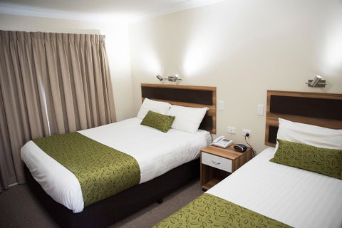 Charleville Motel - ACT Tourism 11