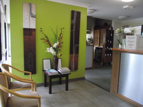 Eastgate On The Range Motel - ACT Tourism 23