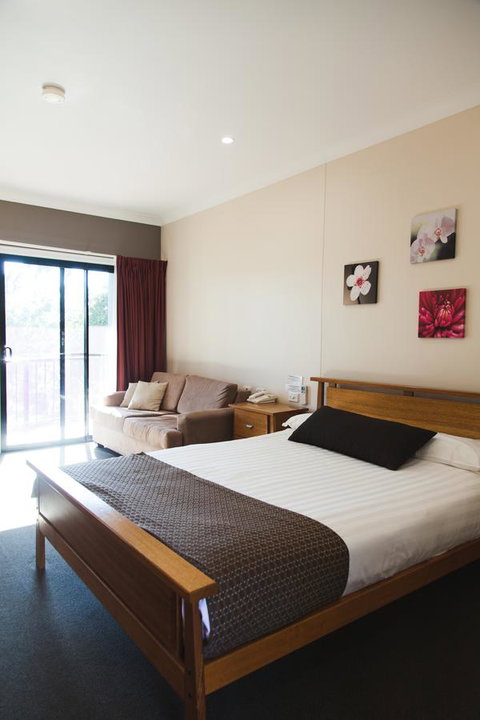 Eastgate On The Range Motel - ACT Tourism 39