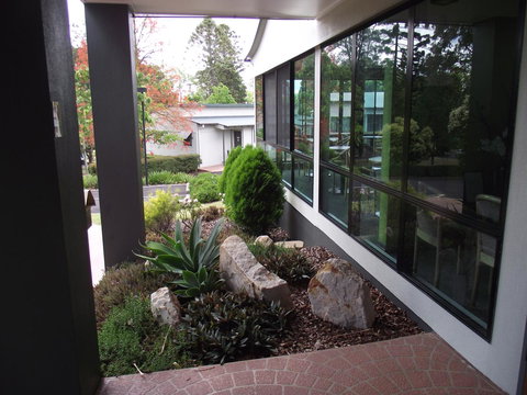 Eastgate On The Range Motel - ACT Tourism 20