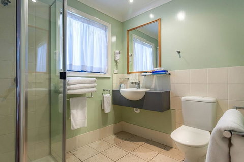 Eastgate On The Range Motel - ACT Tourism 2