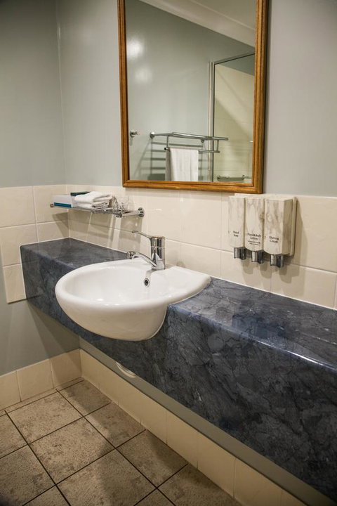 Eastgate On The Range Motel - ACT Tourism 8