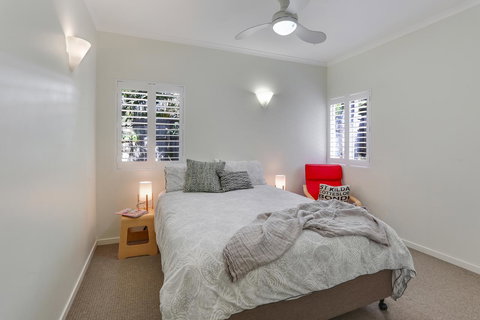 The Shack Noosa - ACT Tourism 10