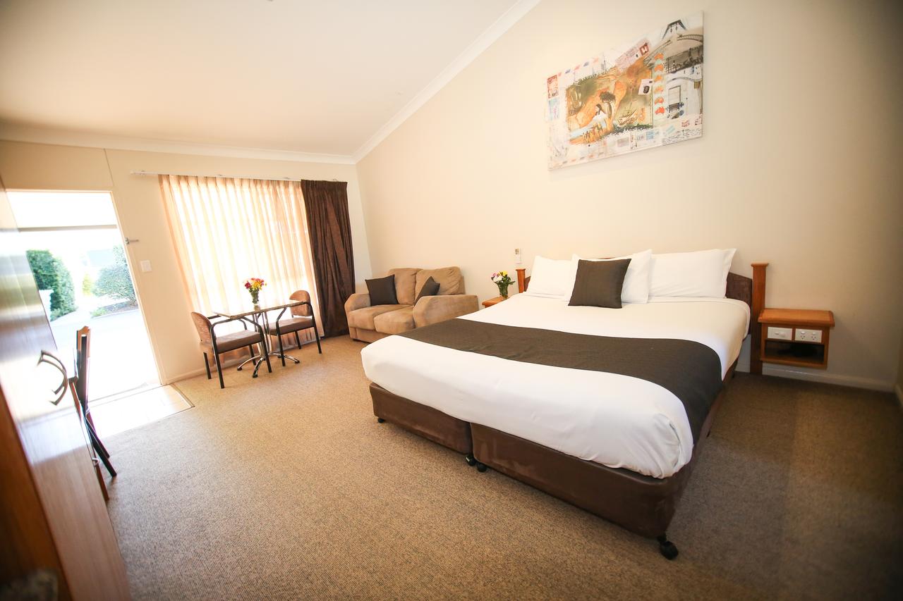 Roma QLD ACT Tourism