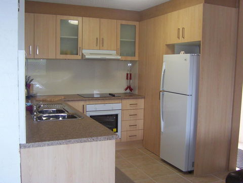 Burleigh Palms Holiday Apartments - ACT Tourism 20