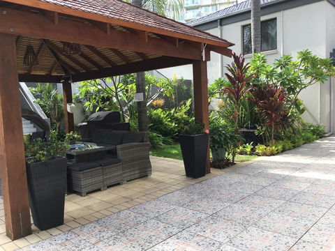 Burleigh Palms Holiday Apartments - ACT Tourism 16