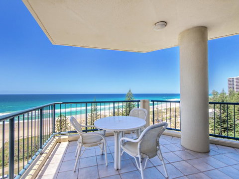 Oceana On Broadbeach - ACT Tourism 9