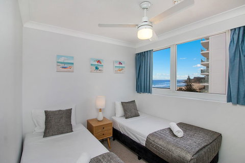 Meridian Tower Kirra Beach - ACT Tourism 2