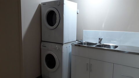 Private Apartment With Scenic Gardens - ACT Tourism 16