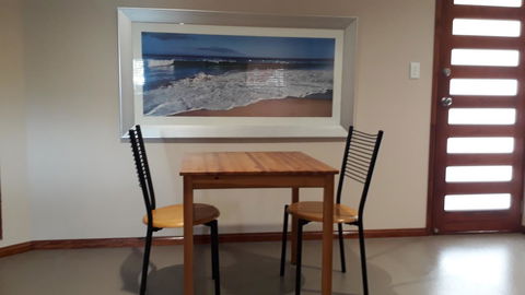 Private Apartment With Scenic Gardens - ACT Tourism 8