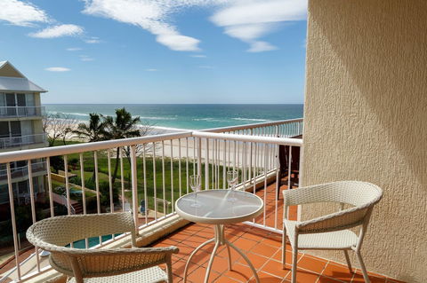 Crystal Beachfront Apartments - ACT Tourism 3