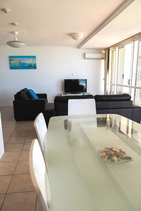Crystal Beachfront Apartments - ACT Tourism 35