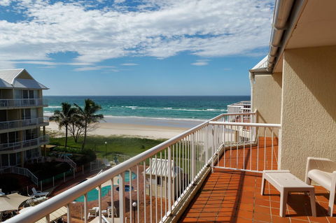 Crystal Beachfront Apartments - ACT Tourism 4