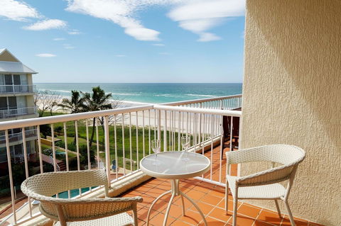 Crystal Beachfront Apartments - ACT Tourism 25