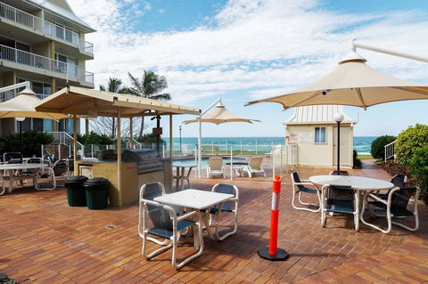 Crystal Beachfront Apartments - ACT Tourism 2