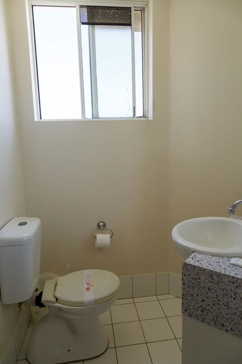Crystal Beachfront Apartments - ACT Tourism 24