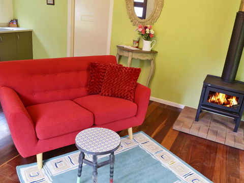 Apple Tree Cottage Montville - ACT Tourism 17