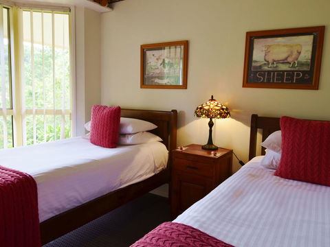 Apple Tree Cottage Montville - ACT Tourism 8