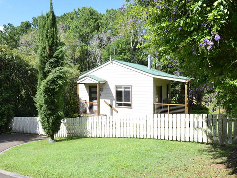 Apple Tree Cottage Montville - ACT Tourism 2