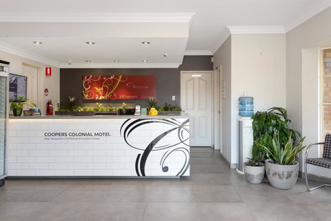 Coopers Colonial Motel - ACT Tourism 24