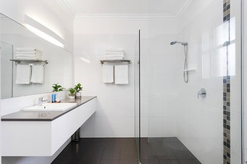 Coopers Colonial Motel - ACT Tourism 19